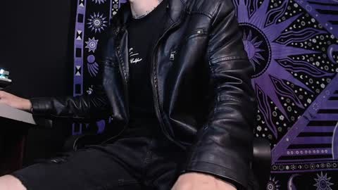 DICAPRIO online show from January 31, 2025, 12:39 am