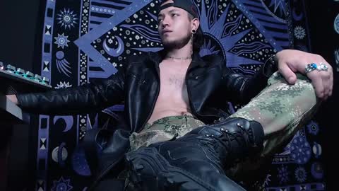 DICAPRIO online show from February 2, 2025, 8:19 pm