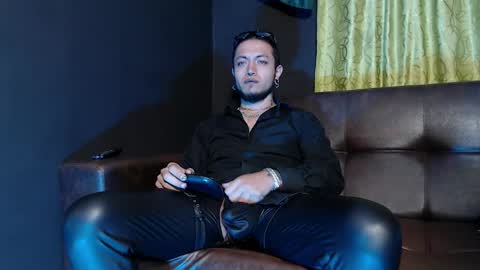 DICAPRIO online show from May 31, 2026, 2:53 am