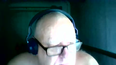 Snapshot of dick505050 chatting on August 3, 2026, 2:10 am dick505050 online show from August 3, 2026, 2:10 am