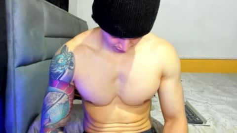 jhon online show from February 11, 2025, 12:06 am