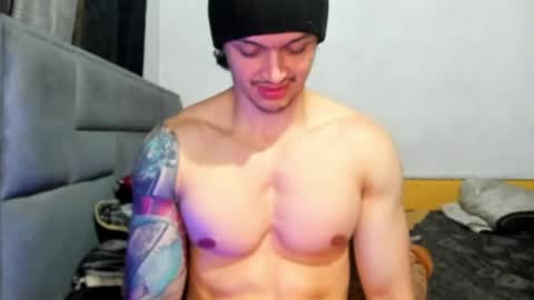 jhon online show from April 7, 2026, 1:06 am