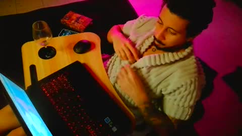 Snapshot of dickdamian_ chatting on December 9, 2024, 1:51 am Damin online show from December 9, 2024, 1:51 am