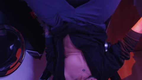 Snapshot of dickdamian_ chatting on October 8, 2025, 9:40 am Damin online show from October 8, 2025, 9:40 am