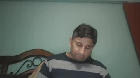 dickeduardo online show from September 9, 2025, 2:44 am