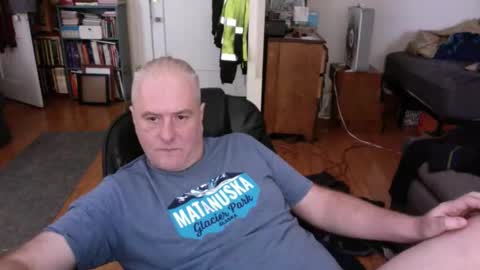 Snapshot of dickflasher5 chatting on December 19, 2024, 7:18 pm Richard Fleischer online show from December 19, 2024, 7:18 pm