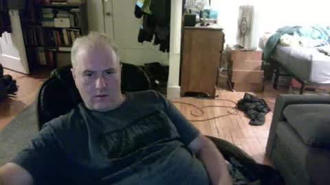 Snapshot of dickflasher5 chatting on December 31, 2024, 3:23 am Richard Fleischer online show from December 31, 2024, 3:23 am