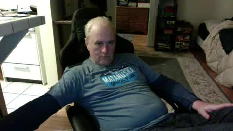 Snapshot of dickflasher5 chatting on November 11, 2025, 4:23 am Richard Fleischer online show from November 11, 2025, 4:23 am