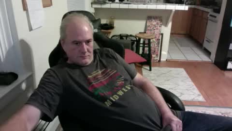 Snapshot of dickflasher5 chatting on December 17, 2025, 3:56 am Richard Fleischer online show from December 17, 2025, 3:56 am