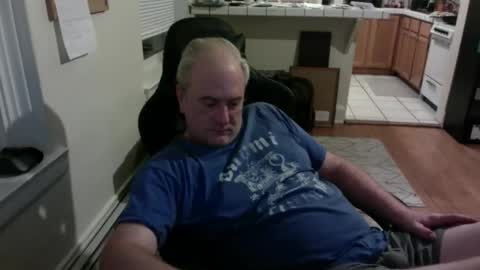 Snapshot of dickflasher5 chatting on December 22, 2025, 7:05 am Richard Fleischer online show from December 22, 2025, 7:05 am