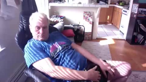 Snapshot of dickflasher5 chatting on April 1, 2026, 2:47 pm Richard Fleischer online show from April 1, 2026, 2:47 pm