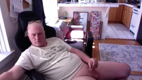 Snapshot of dickflasher5 chatting on May 12, 2026, 4:37 pm Richard Fleischer online show from May 12, 2026, 4:37 pm