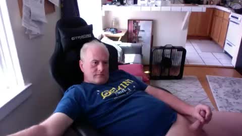 Snapshot of dickflasher5 chatting on June 2, 2026, 4:42 pm Richard Fleischer online show from June 2, 2026, 4:42 pm