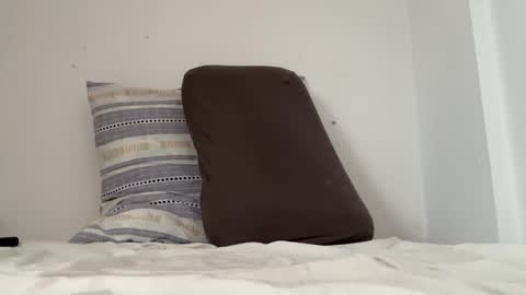 Snapshot of dickjulian chatting on February 22, 2025, 4:40 pm Im Julian all cum shot videos here online show from February 22, 2025, 4:40 pm