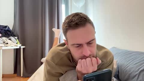 Snapshot of dickjulian chatting on November 18, 2025, 12:20 pm Im Julian all cum shot videos here online show from November 18, 2025, 12:20 pm