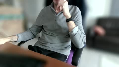 didonc from france..... online show from February 11, 2026, 9:47 am