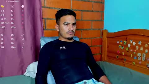 Snapshot of diegoalejandro_ chatting on May 6, 2026, 1:25 am Diego Alejandro online show from May 6, 2026, 1:25 am