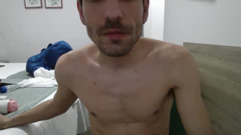 Snapshot of dieguito124 chatting on January 21, 2025, 5:05 am dieguito124 online show from January 21, 2025, 5:05 am