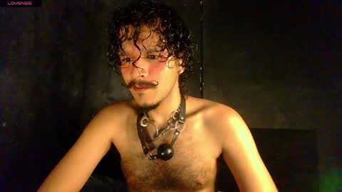 Snapshot of diemond_latinx98 chatting on June 5, 2026, 11:05 am diemond_latinx98 online show from June 5, 2026, 11:05 am