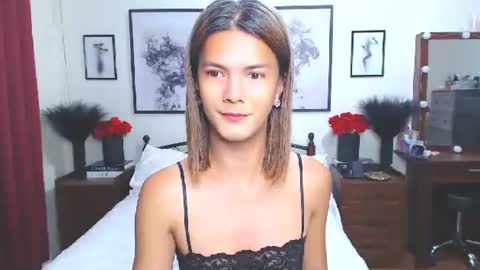 Dennesse online show from October 31, 2025, 1:23 pm