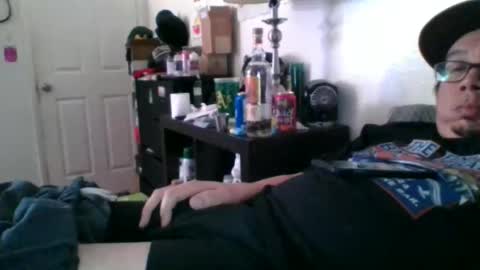 digb_bastard online show from April 4, 2026, 7:50 am