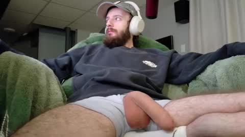 digbicknik online show from March 2, 2026, 2:25 am