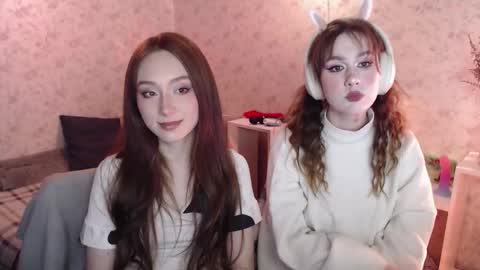 Hi im Alice 3 Im usualy online 03-10 or 17-21 UTC0 online show from December 2, 2025, 7:42 pm