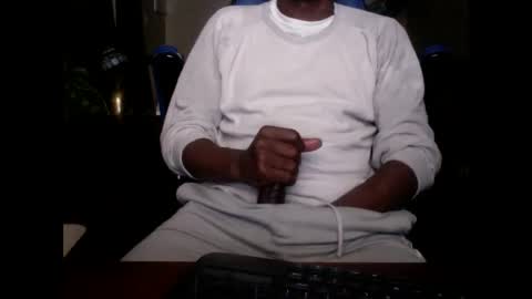 Snapshot of digitalpimpn chatting on December 17, 2024, 12:11 pm The Digital Pimp.... online show from December 17, 2024, 12:11 pm