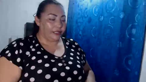 Mariana online show from December 27, 2024, 11:10 pm