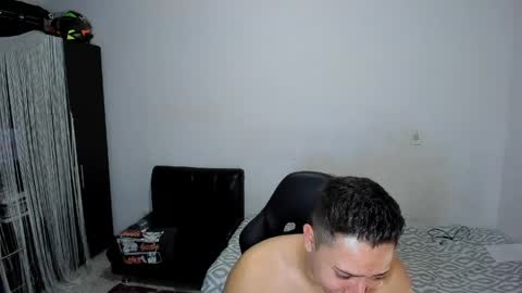 Snapshot of diiego_xxx chatting on May 11, 2026, 6:27 pm diiego_xxx online show from May 11, 2026, 6:27 pm
