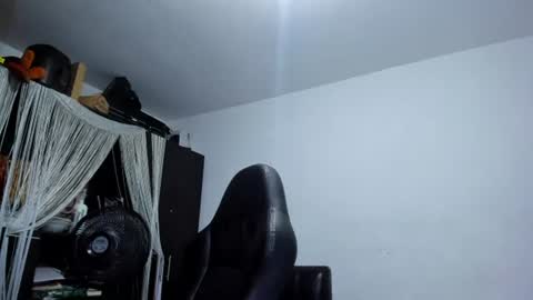 Snapshot of diiego_xxx chatting on July 9, 2026, 9:02 am diiego_xxx online show from July 9, 2026, 9:02 am