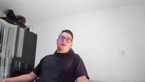 Snapshot of diiego_xxx chatting on July 25, 2026, 6:49 pm diiego_xxx online show from July 25, 2026, 6:49 pm