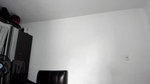 Snapshot of diiego_xxx chatting on July 28, 2026, 2:35 pm diiego_xxx online show from July 28, 2026, 2:35 pm