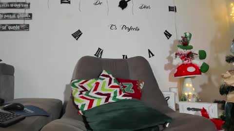 Snapshot of dilaan_carter chatting on December 13, 2024, 3:11 pm joshua online show from December 13, 2024, 3:11 pm