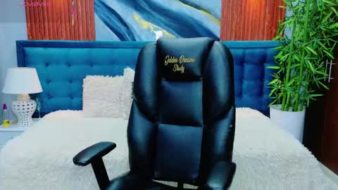  DILAN online show from April 28, 2026, 3:39 pm