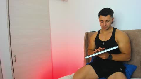 Dilan Coy online show from December 14, 2025, 10:14 pm