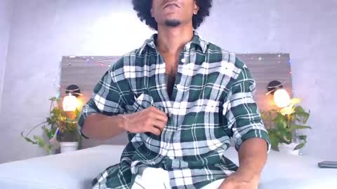 dilan_hall online show from May 15, 2026, 11:56 pm