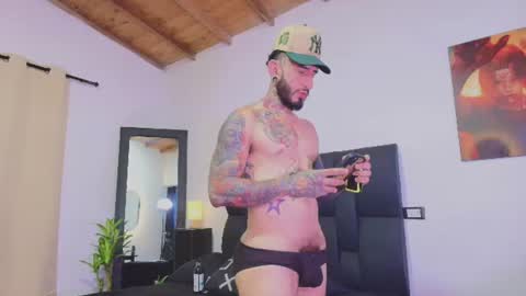 Dilan Scootk online show from June 23, 2026, 7:01 pm