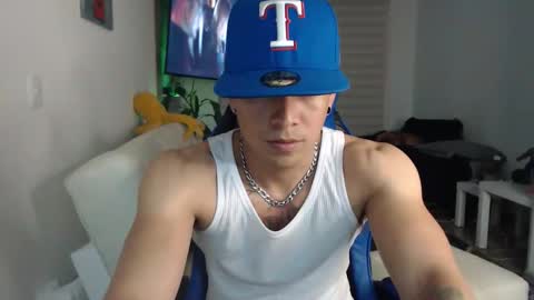 dilanxxx8888 online show from February 18, 2026, 4:41 am