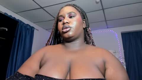 Snapshot of dilay__x chatting on July 13, 2026, 1:36 pm dilay__x online show from July 13, 2026, 1:36 pm