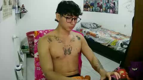 Snapshot of dillom420 chatting on January 14, 2026, 3:45 am dillom420 online show from January 14, 2026, 3:45 am