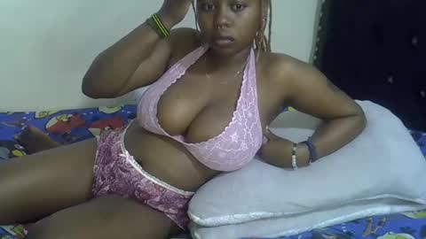 Snapshot of dime010 chatting on January 13, 2025, 7:21 pm dime online show from January 13, 2025, 7:21 pm