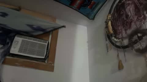 Snapshot of dimepiecebottom chatting on September 13, 2025, 11:21 am dimepiecebottom online show from September 13, 2025, 11:21 am