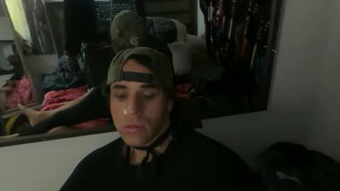 Snapshot of dimepiecebottom chatting on November 29, 2025, 6:16 am dimepiecebottom online show from November 29, 2025, 6:16 am