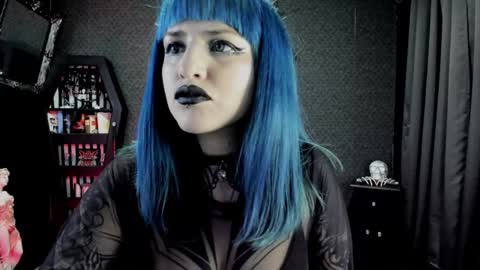 Snapshot of dimmuanddarkness chatting on January 10, 2025, 7:25 am dimmuanddarkness online show from January 10, 2025, 7:25 am