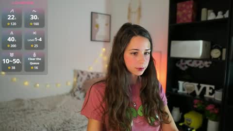 Snapshot of dina_caguimbal chatting on January 17, 2026, 9:03 am Dina online show from January 17, 2026, 9:03 am