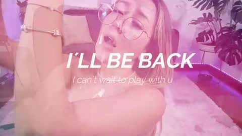   online show from September 17, 2025, 12:18 pm