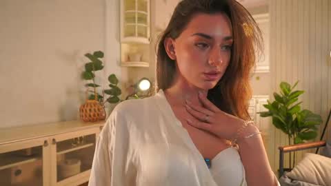 Dina and ill be glad to be here with you follow to me  online show from April 30, 2026, 12:11 pm