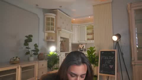 Snapshot of dinacaguimbal chatting on May 11, 2026, 9:04 am Dina and ill be glad to be here with you follow to me online show from May 11, 2026, 9:04 am
