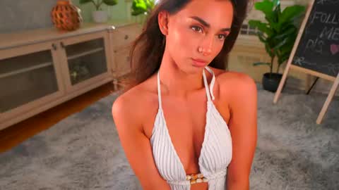 Snapshot of dinacaguimbal chatting on June 4, 2026, 12:11 pm Dina and ill be glad to be here with you follow to me online show from June 4, 2026, 12:11 pm